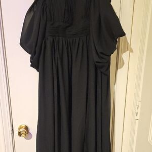 Elegant Black Maxi Dress